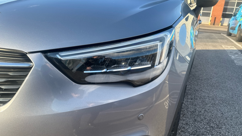 Vauxhall Crossland X 1.2T [110] Griffin 5dr [6 Spd] [Start Stop] Petrol Hatchback